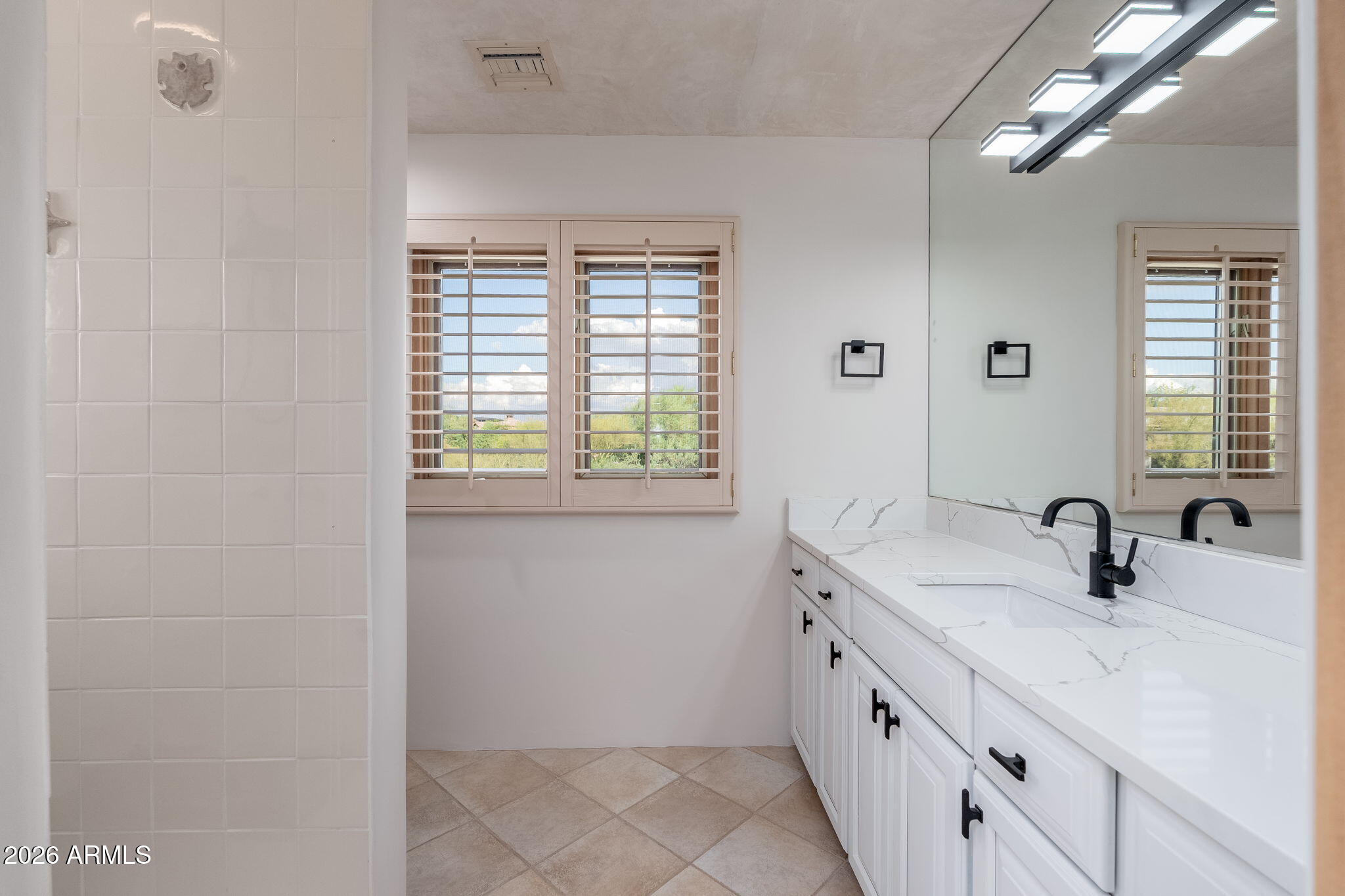 10420 E MORNING VISTA Lane