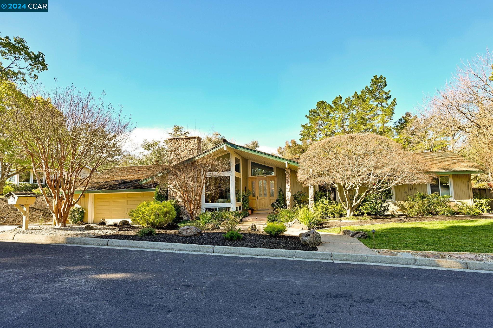 108 Lackland Ct
