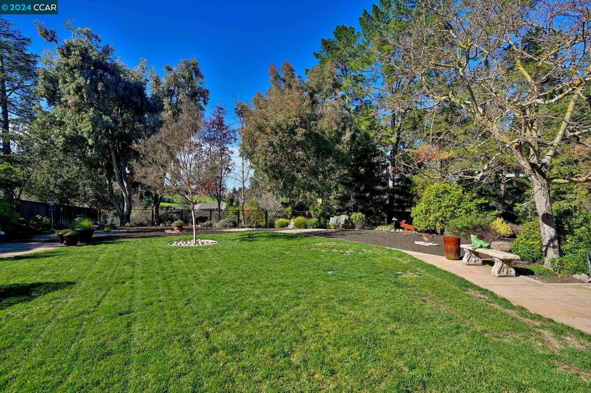 108 Lackland Ct