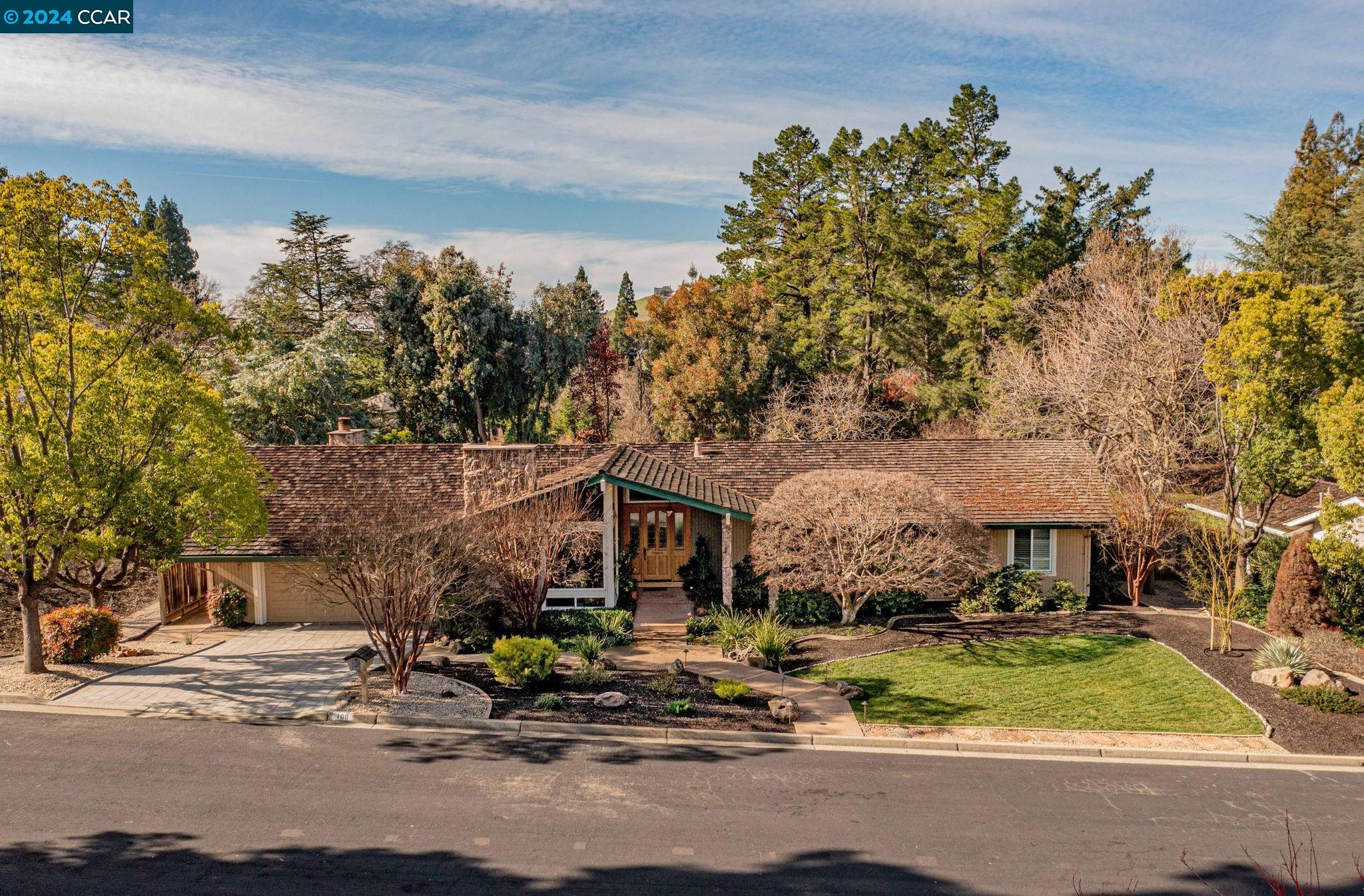 108 Lackland Ct