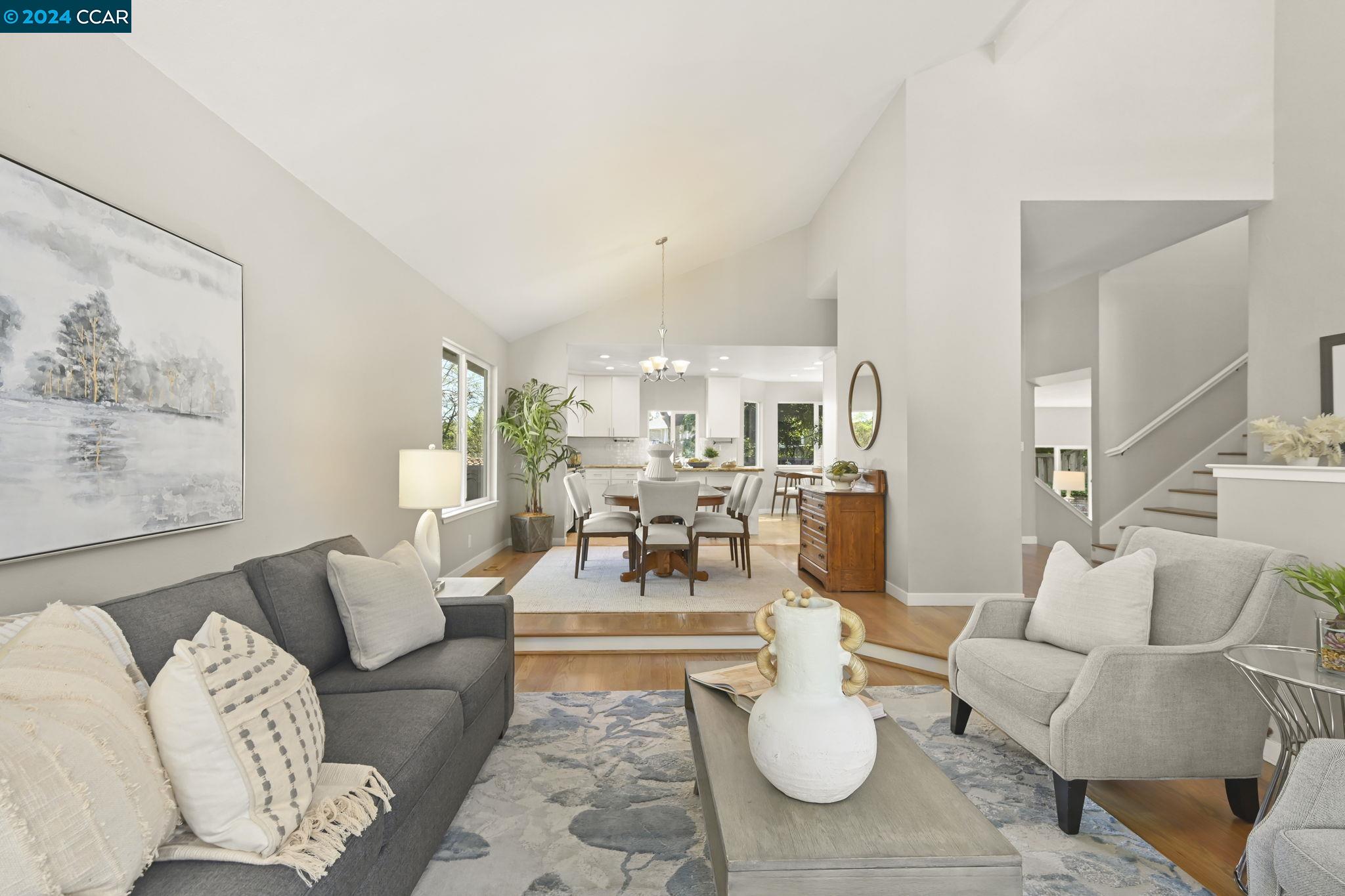 1026 Pleasant Oaks Dr