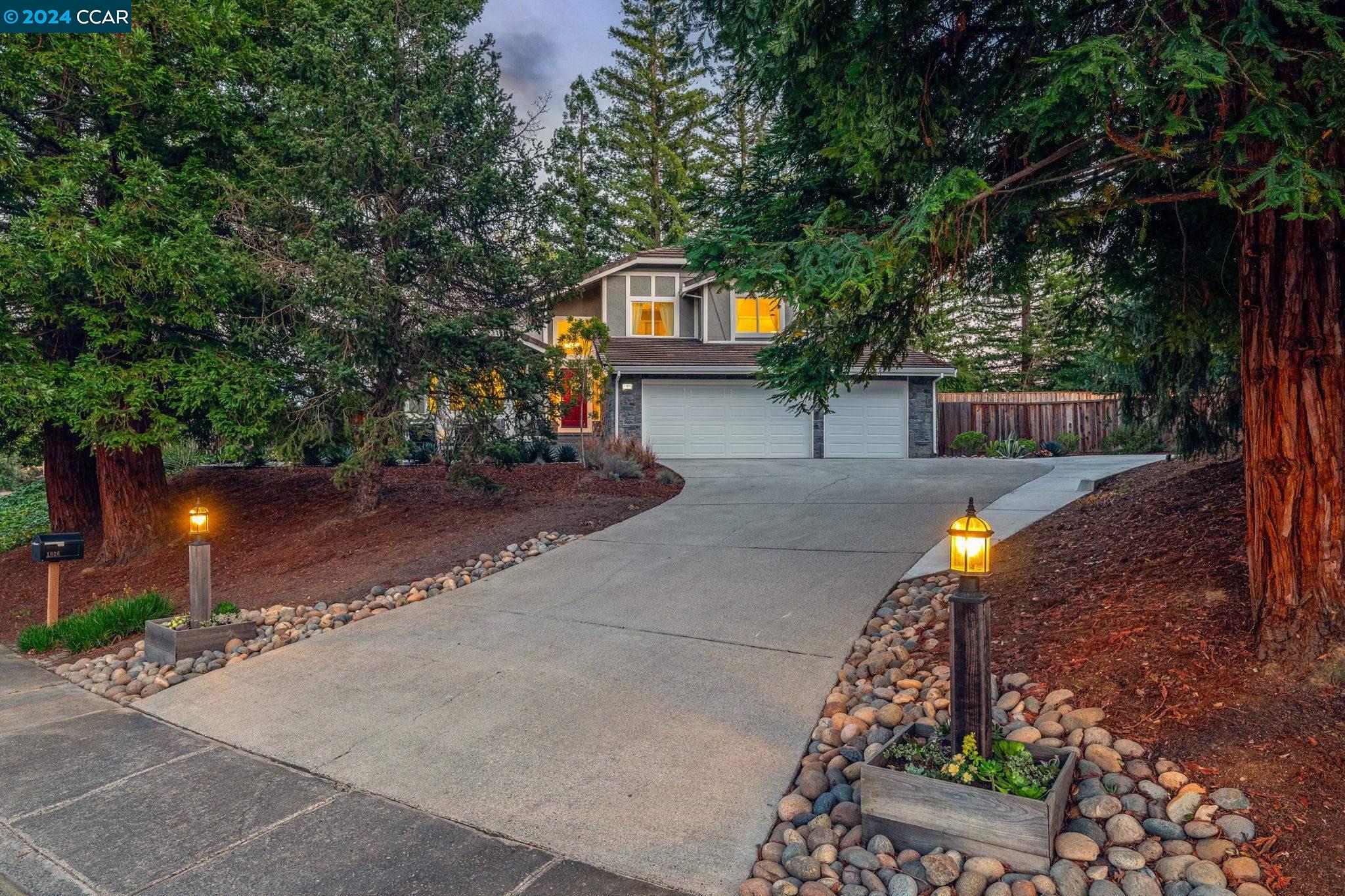 1026 Pleasant Oaks Dr