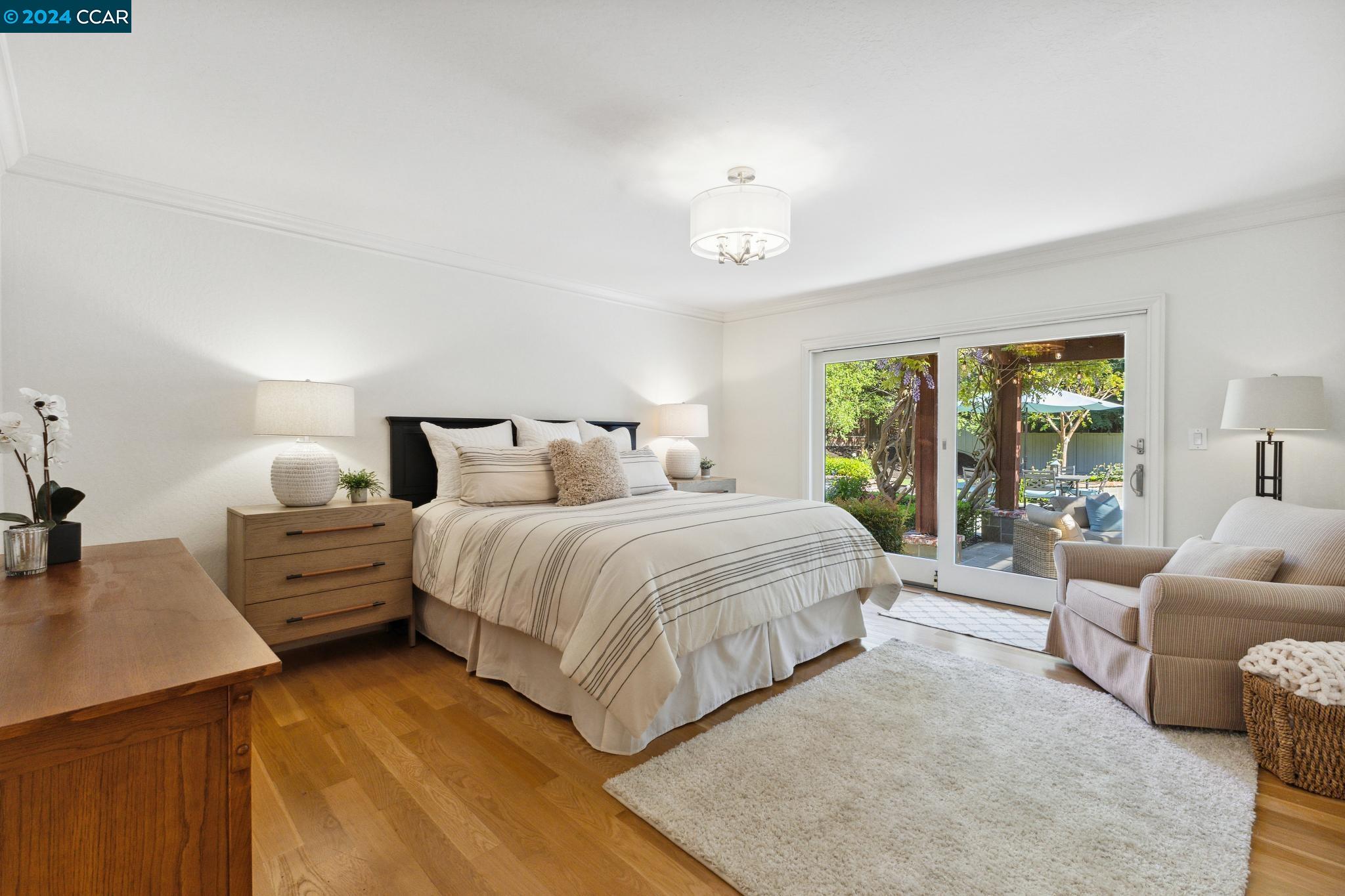 50 Jessica Ct