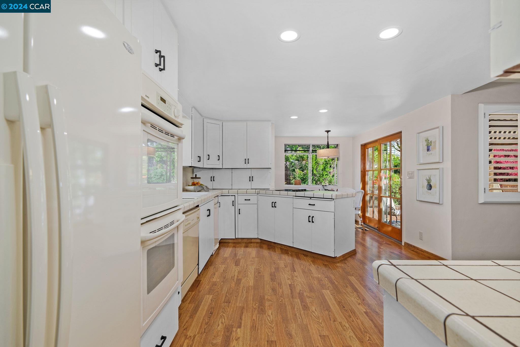 2512 Dos Rios Drive
