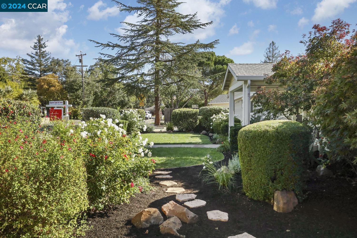 118 Cameo Dr