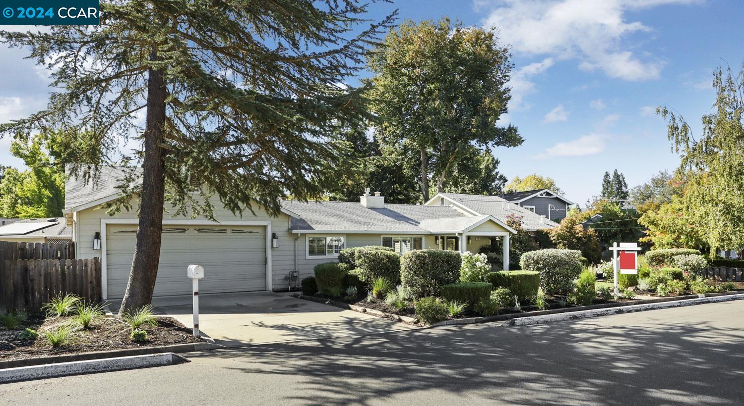 118 Cameo Dr