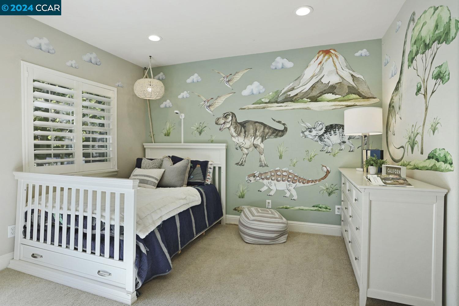 118 Cameo Dr