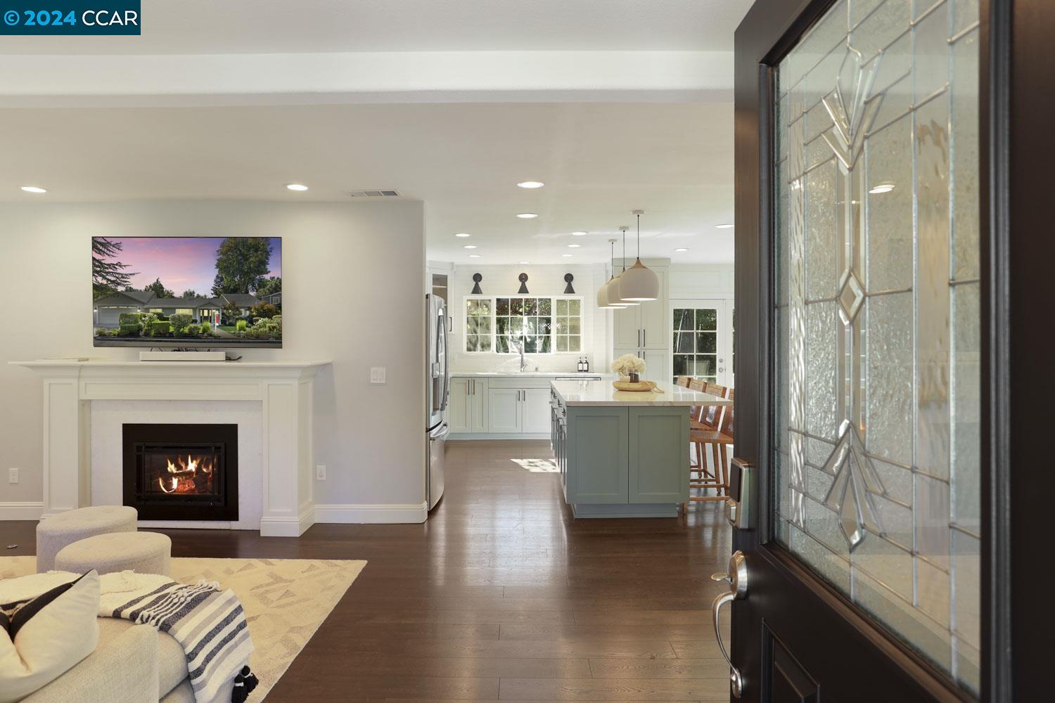 118 Cameo Dr