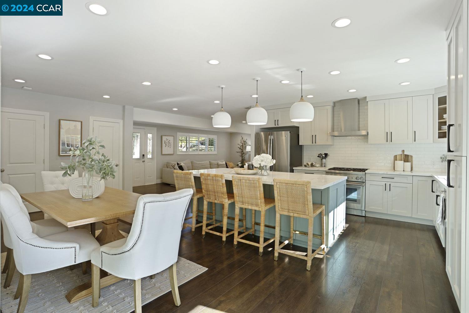 118 Cameo Dr