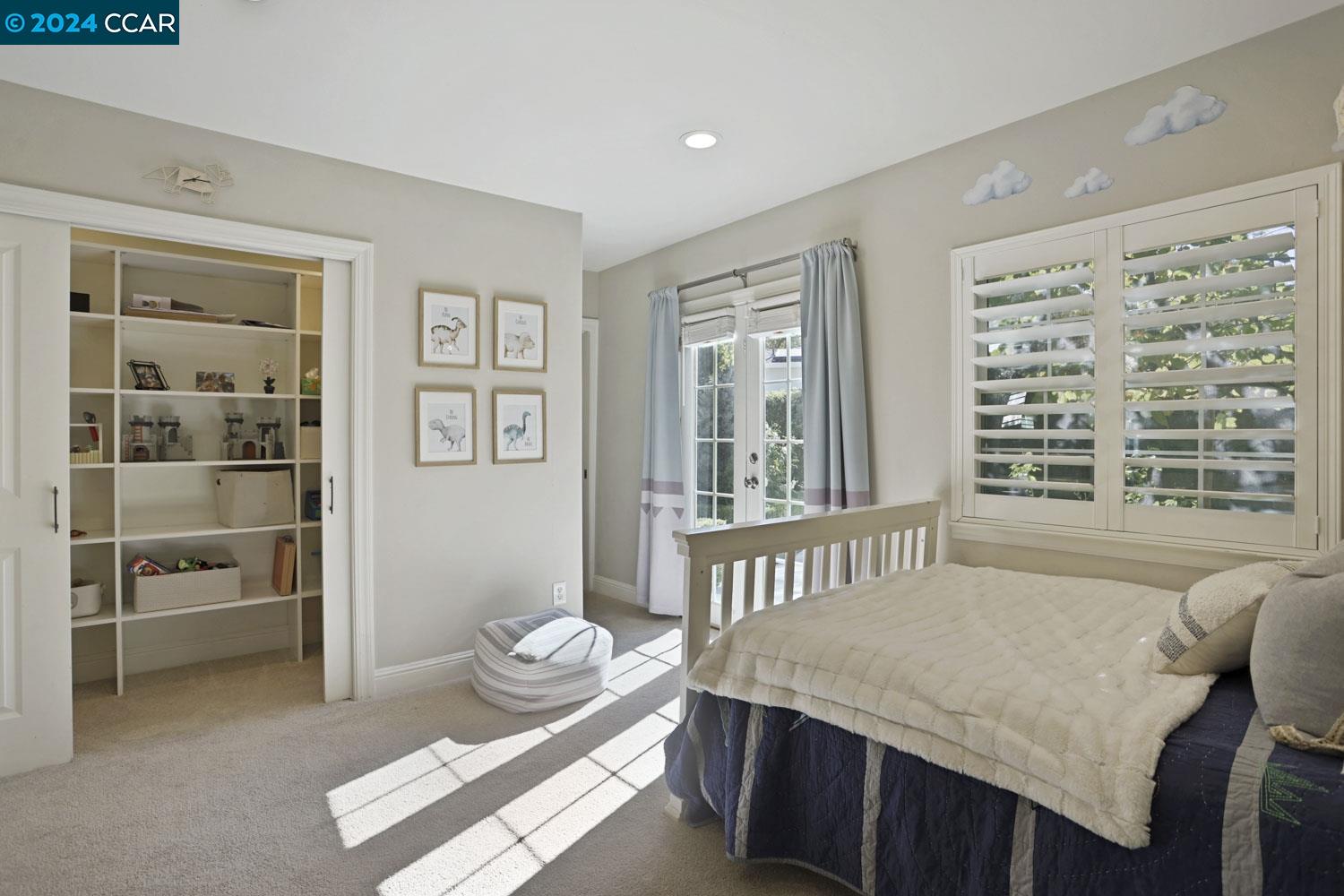118 Cameo Dr