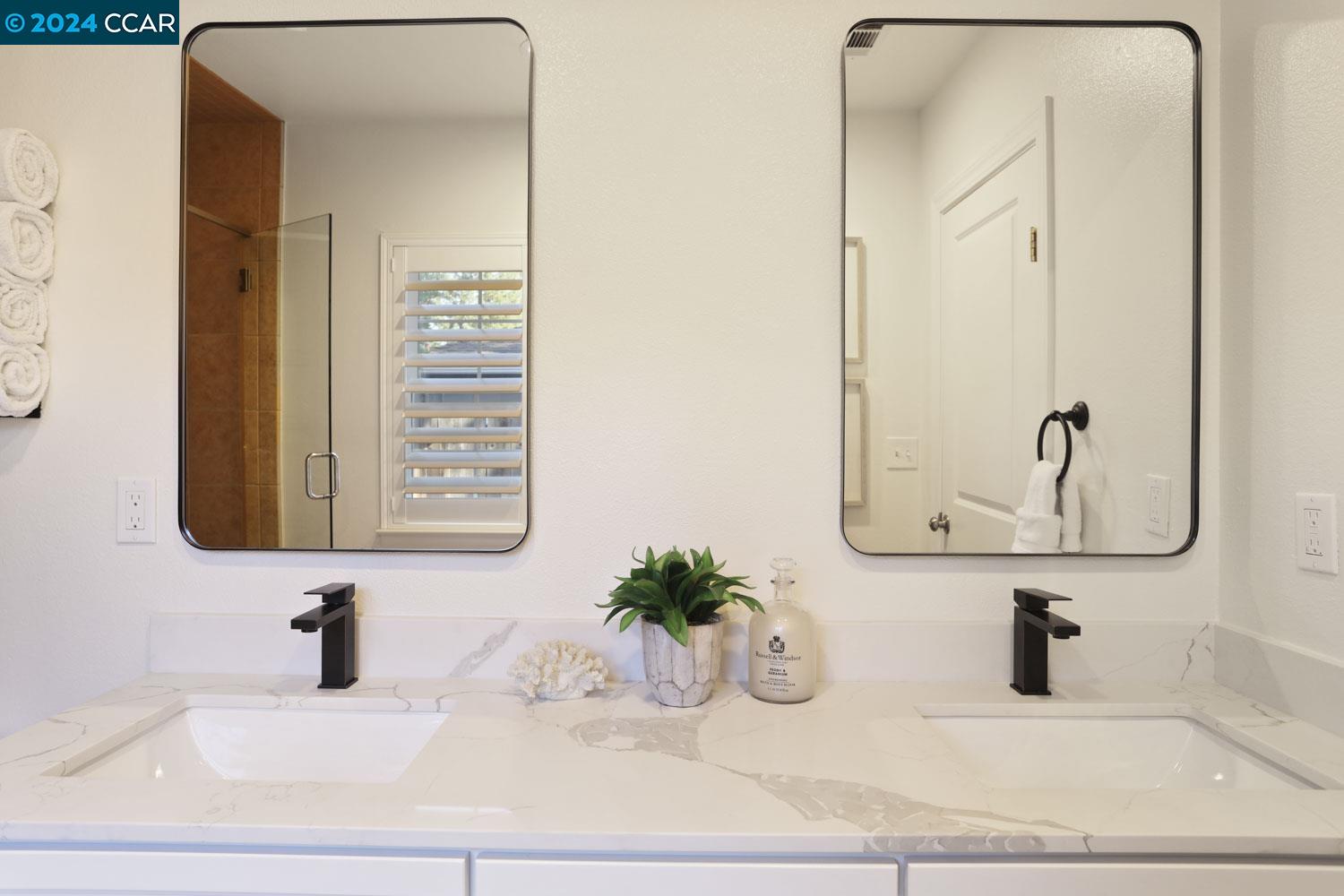 118 Cameo Dr
