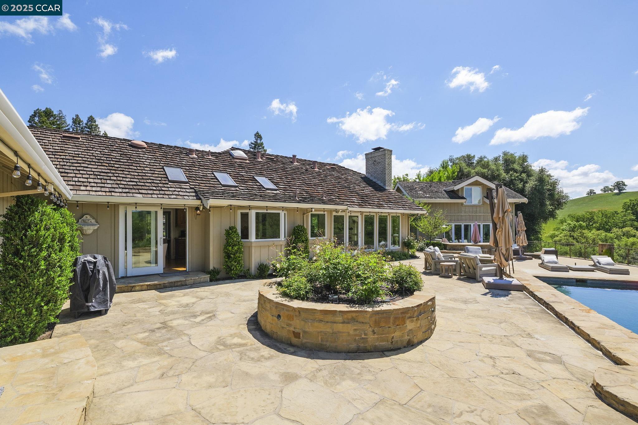 18 Emmons Canyon Ct