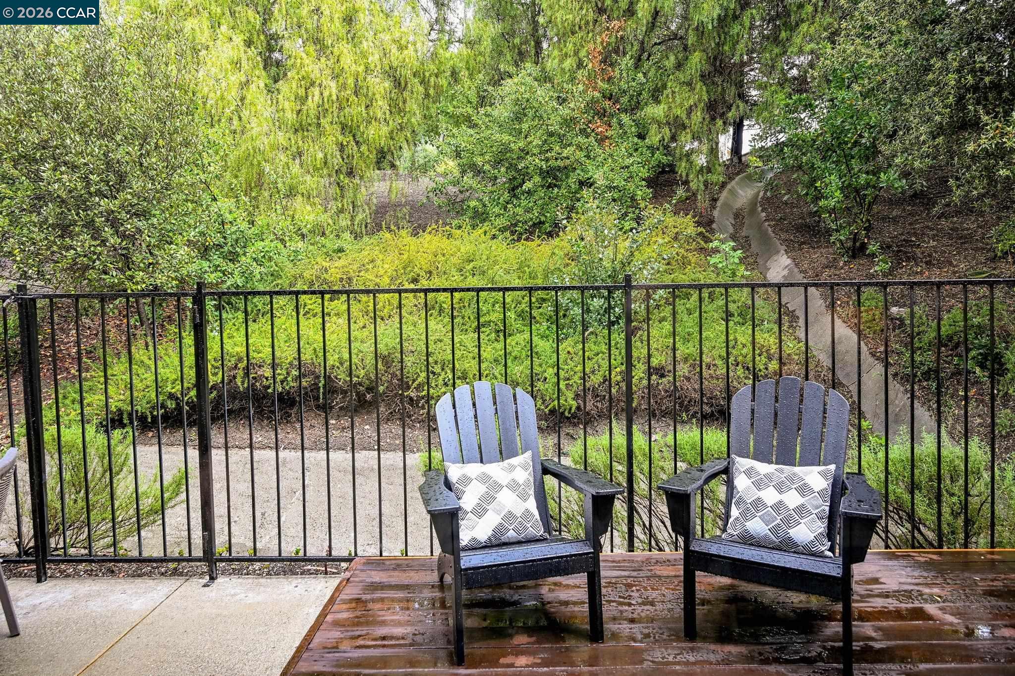 222 PORTOLA DR