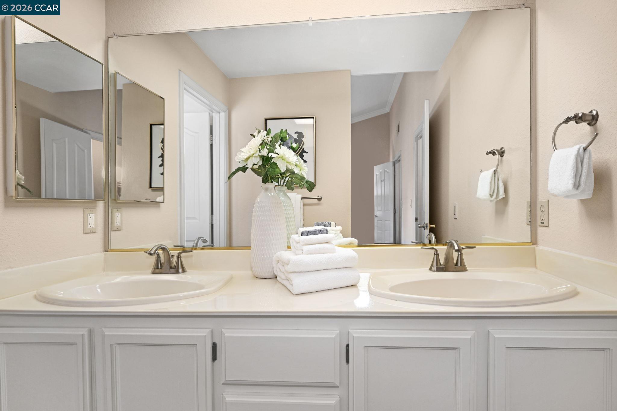 222 PORTOLA DR