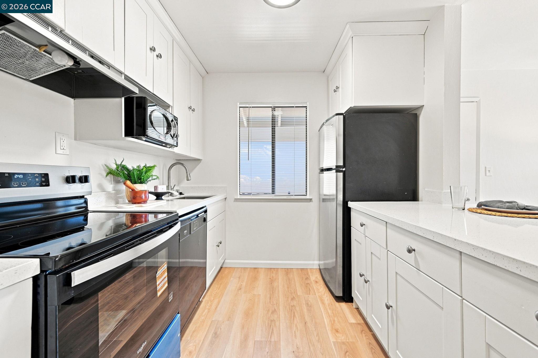 1435 Marchbanks