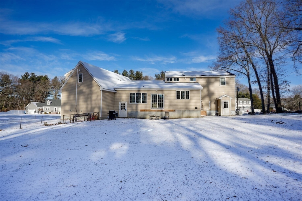 5 Bruce St