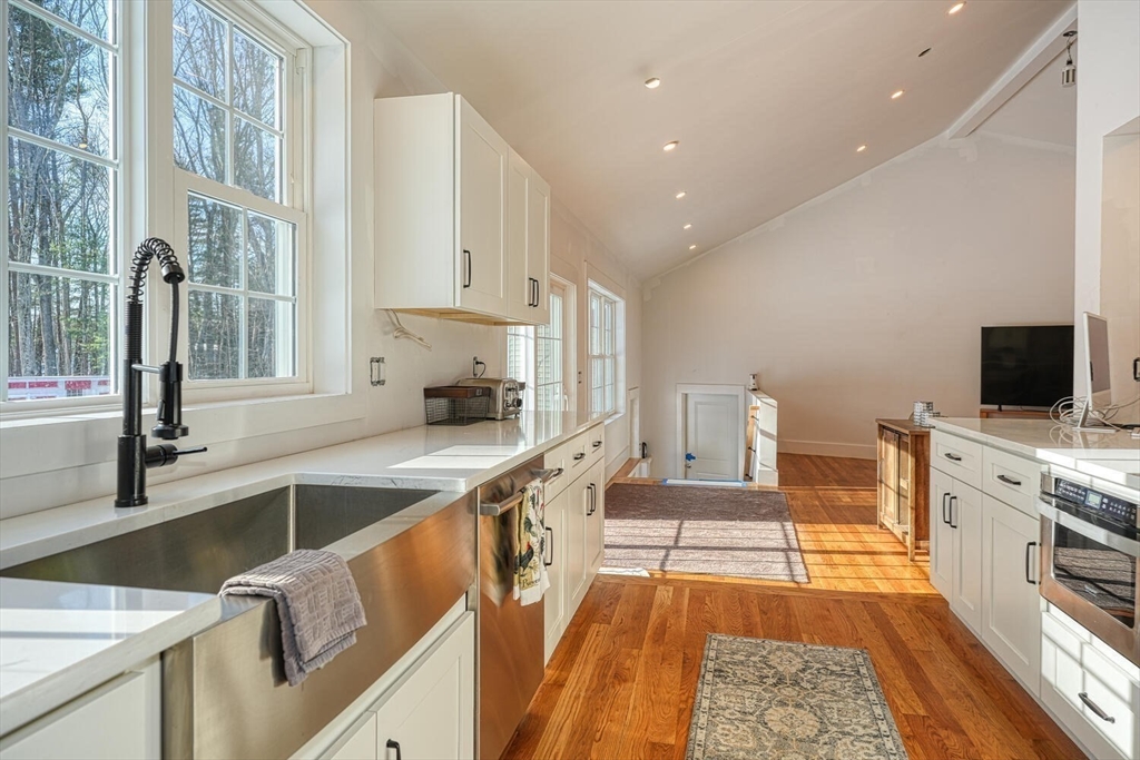 5 Bruce St