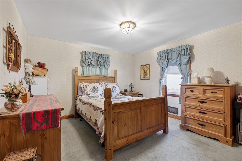 18 Montvale Rd