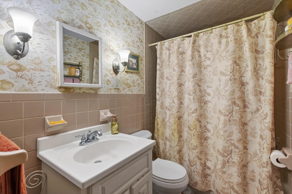 18 Montvale Rd