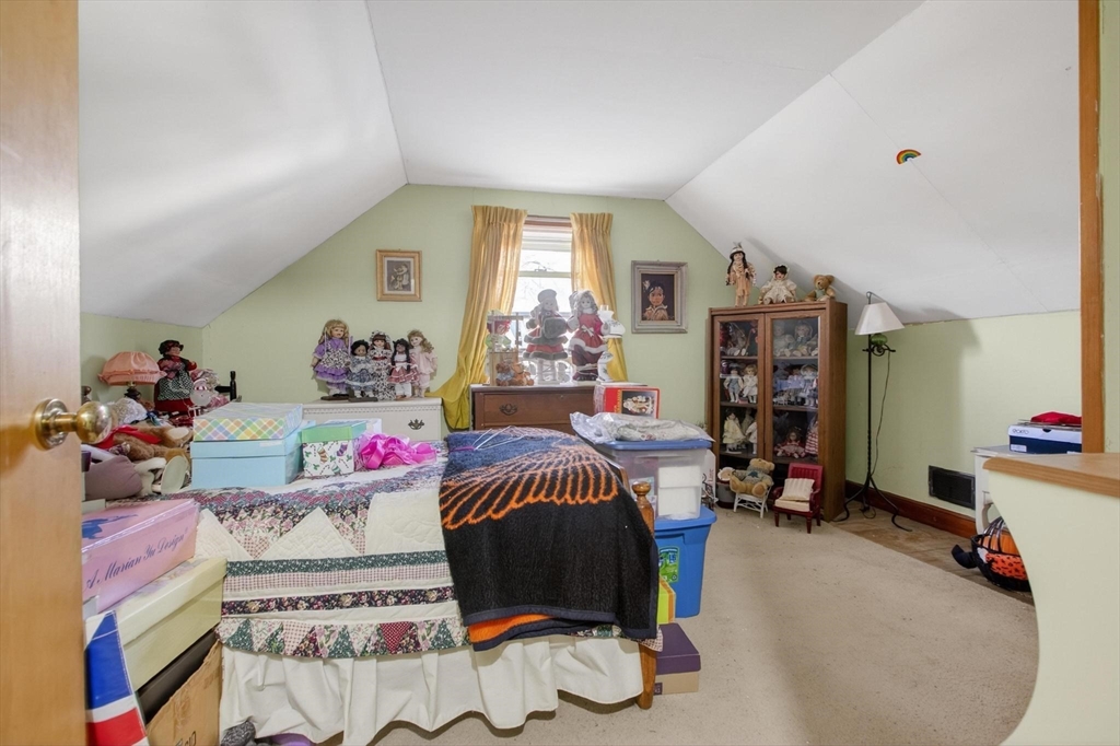 18 Montvale Rd
