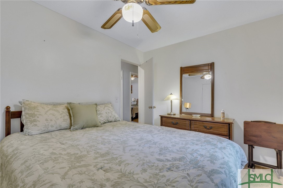 1098 Live Oak Drive