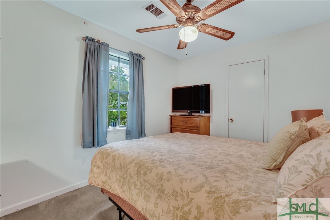 1098 Live Oak Drive