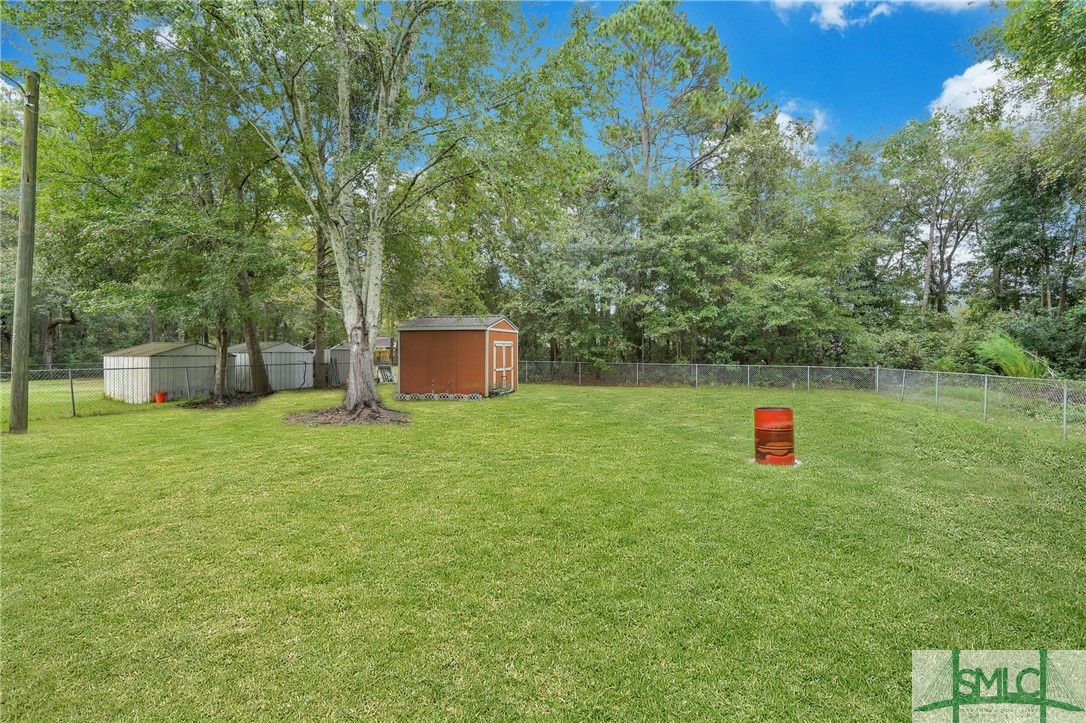 1098 Live Oak Drive