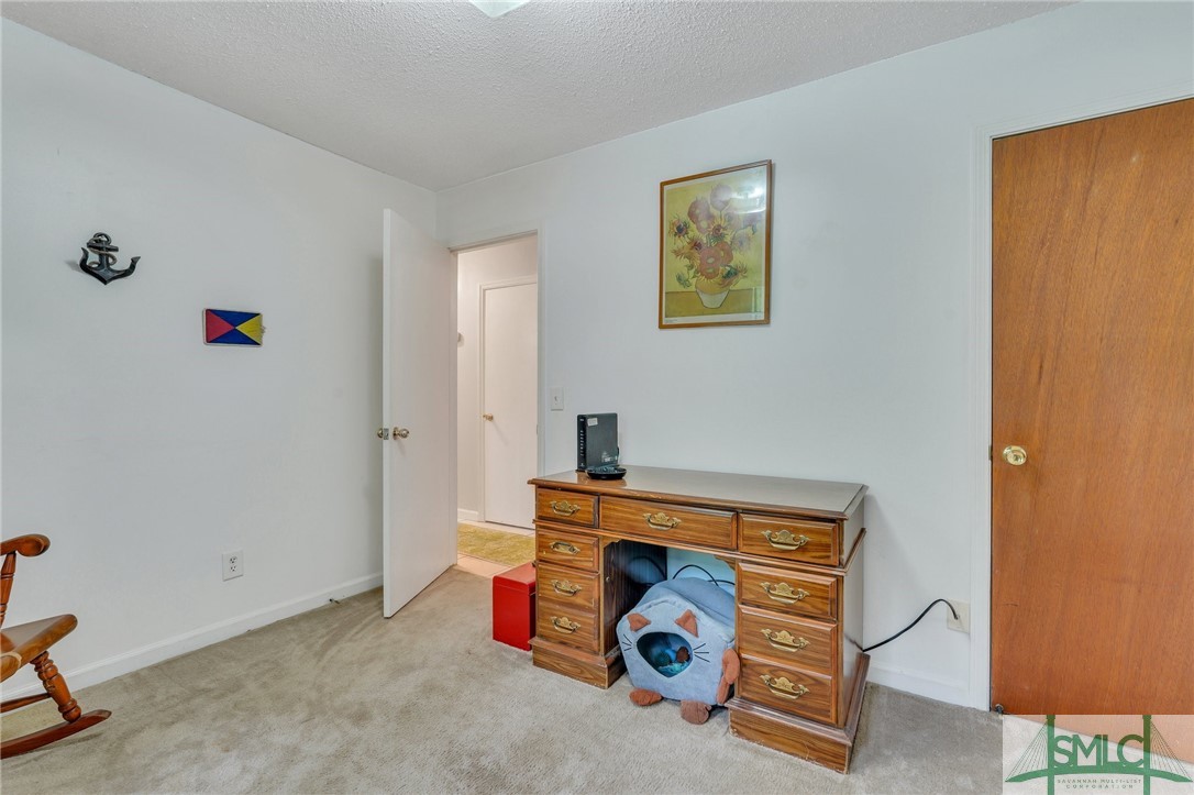 1098 Live Oak Drive