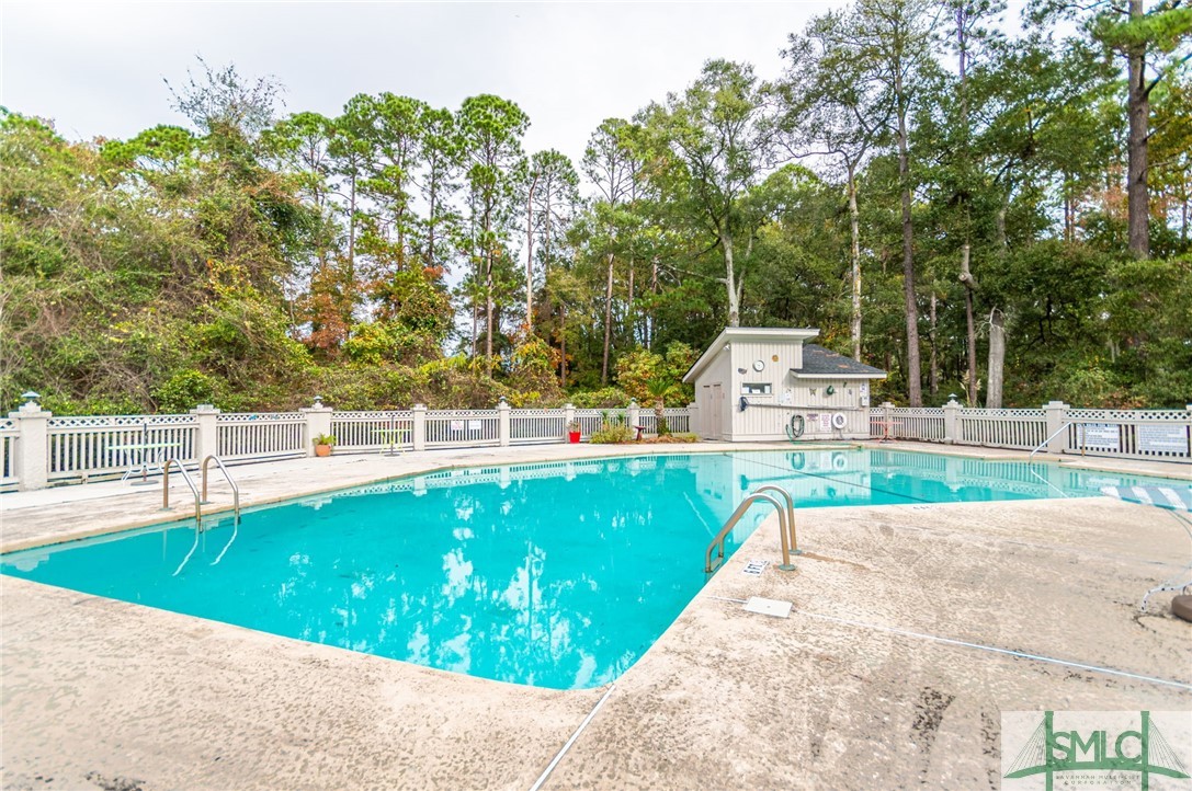 2 Hidden Lake Court