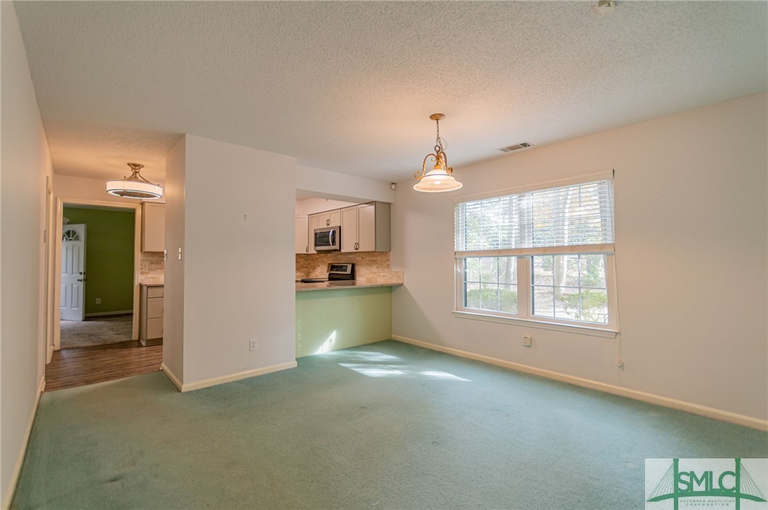 2 Hidden Lake Court