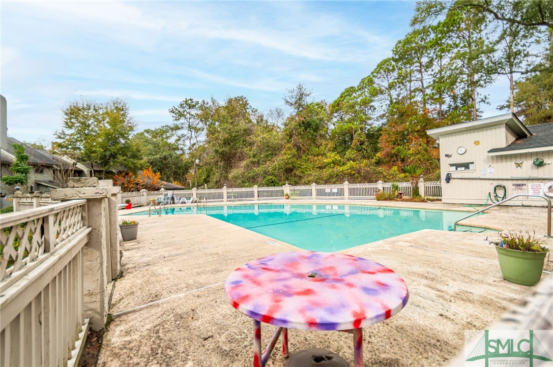 2 Hidden Lake Court