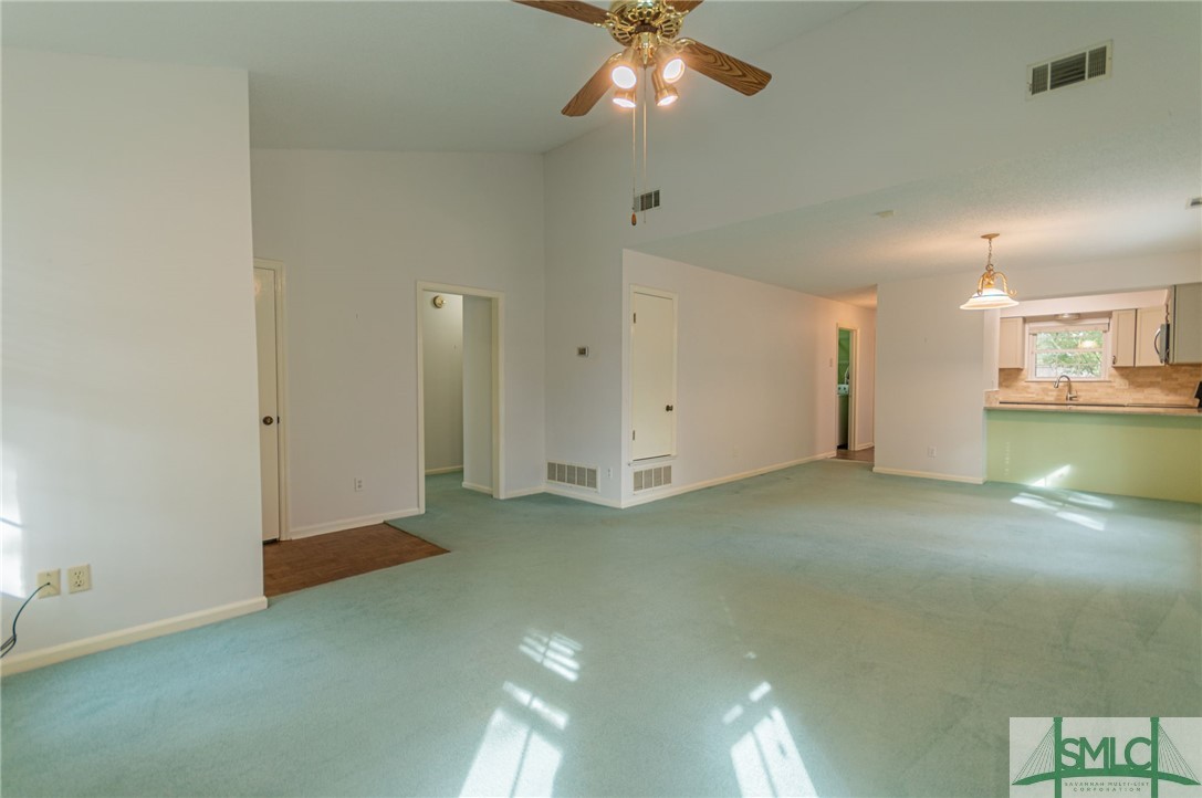2 Hidden Lake Court