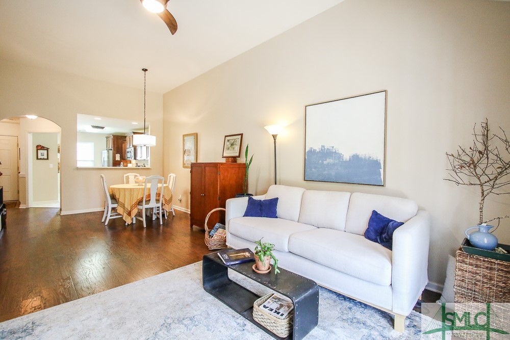 35 Rivermoor Court