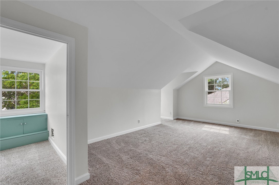 516 E 53rd Street