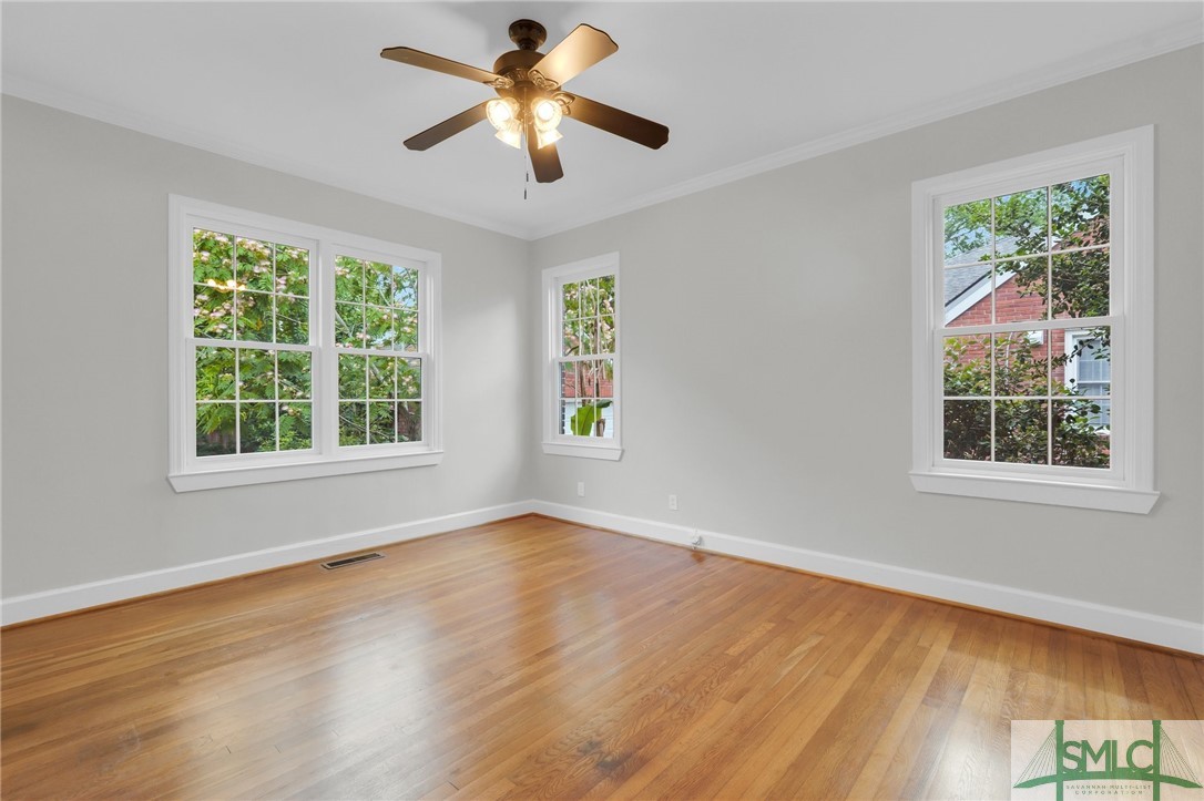 516 E 53rd Street