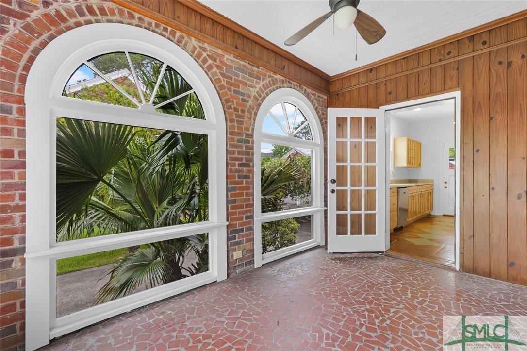 516 E 53rd Street
