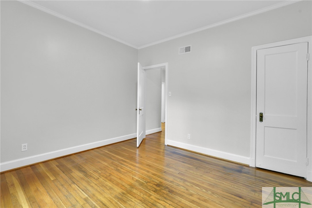 516 E 53rd Street