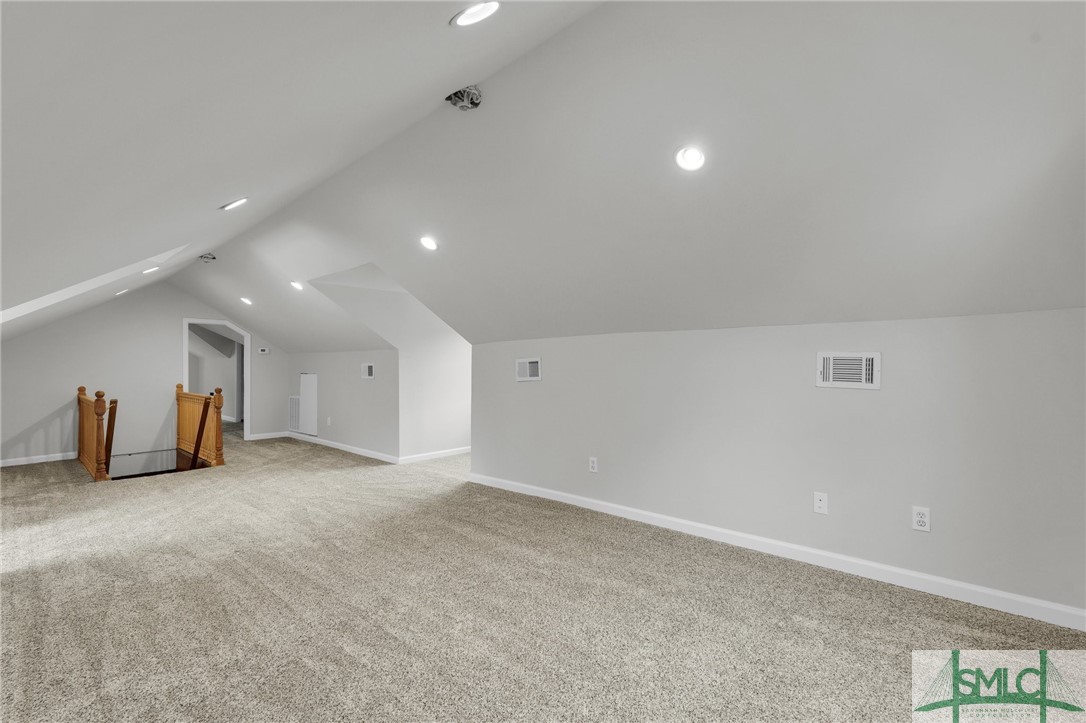 516 E 53rd Street