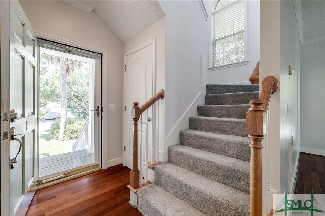 1 Briarberry Cove