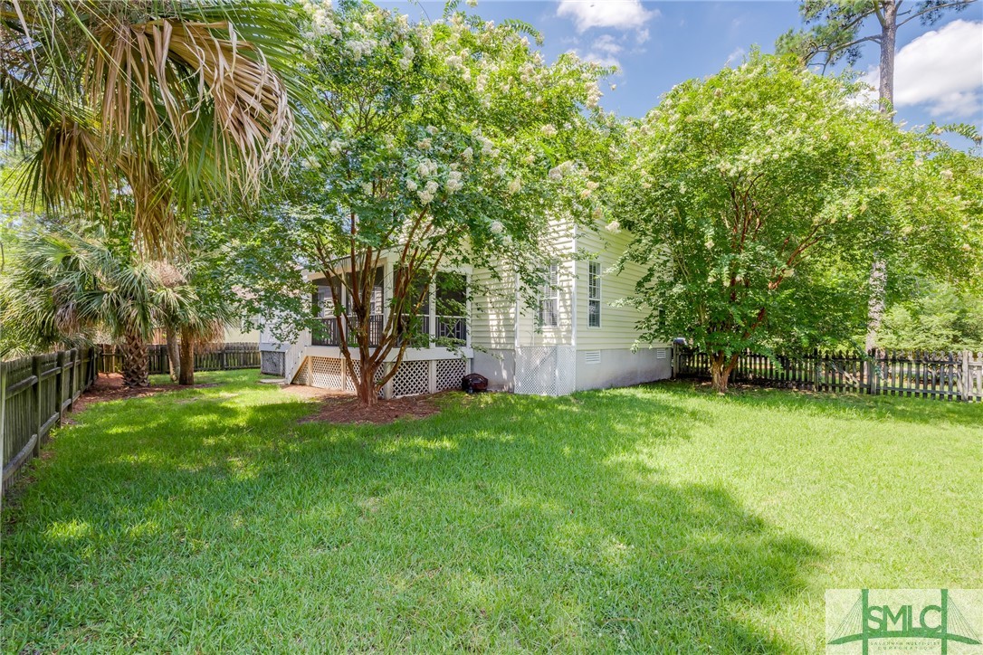 1 Briarberry Cove