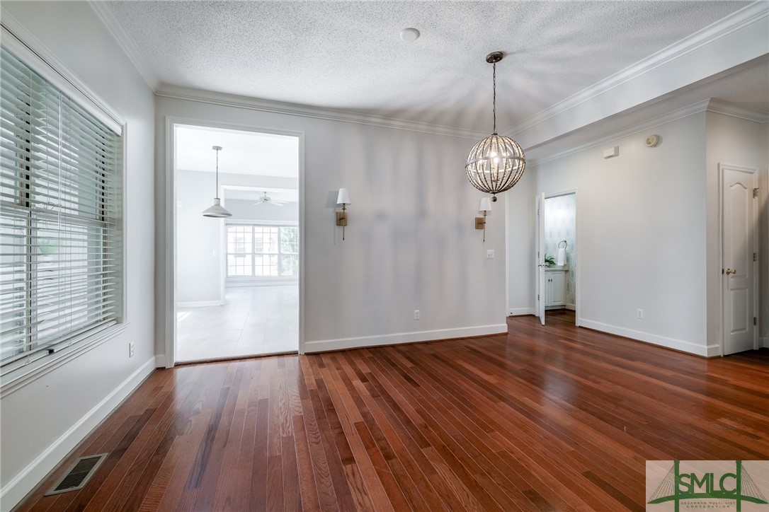 1 Briarberry Cove