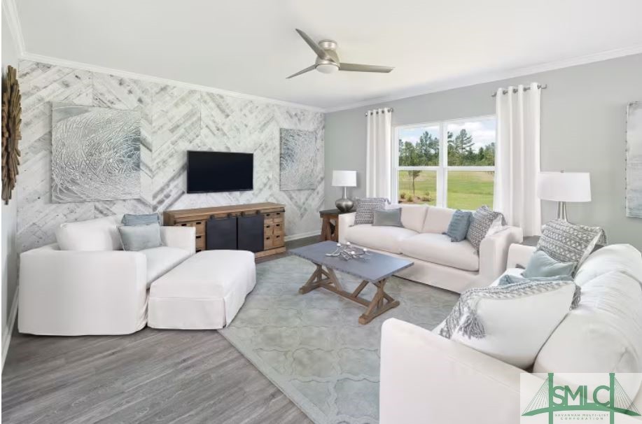 112 Monterey Loop