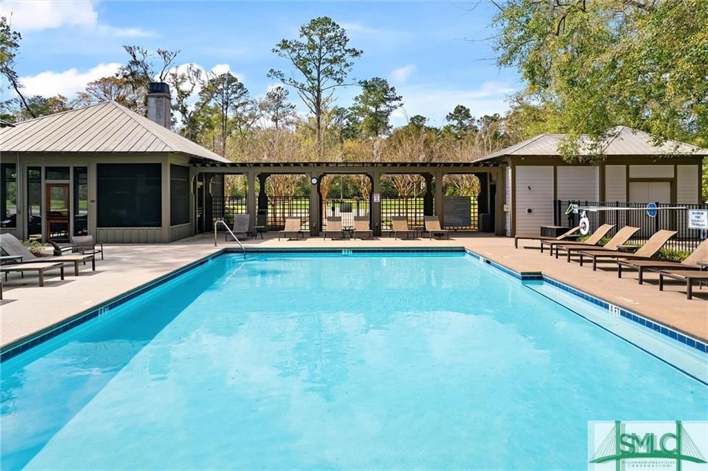 47 Monterey Loop