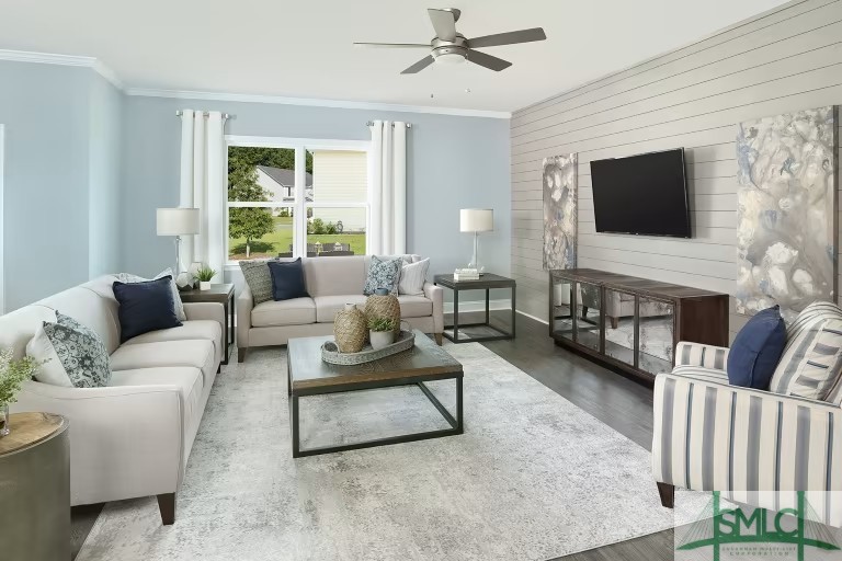 318 Monterey Loop
