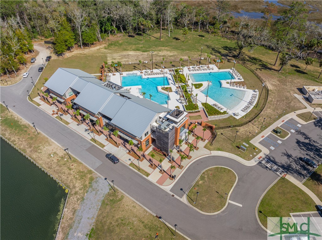 318 Monterey Loop