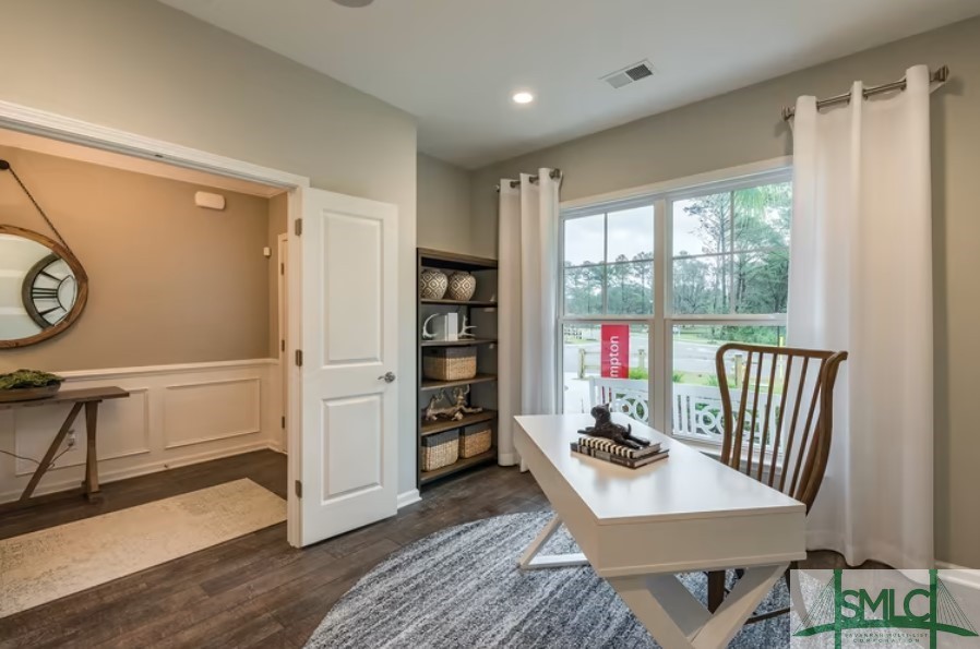 300 Monterey Loop