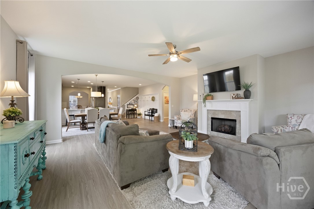 196 Willow Point Circle