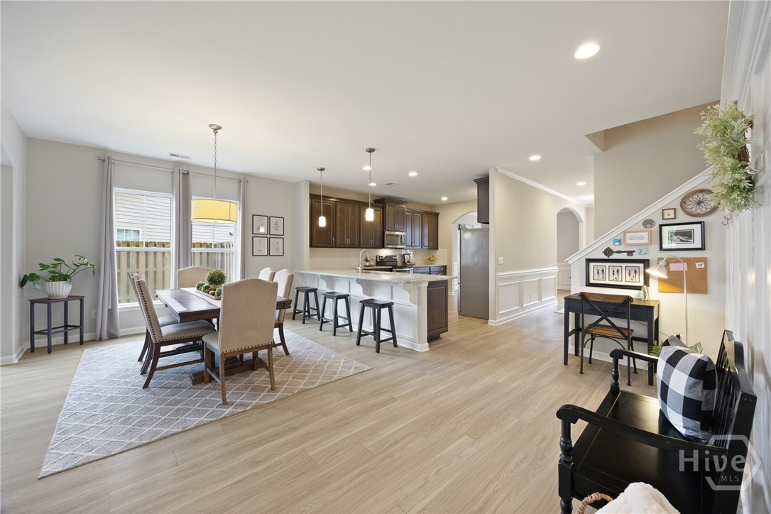 196 Willow Point Circle