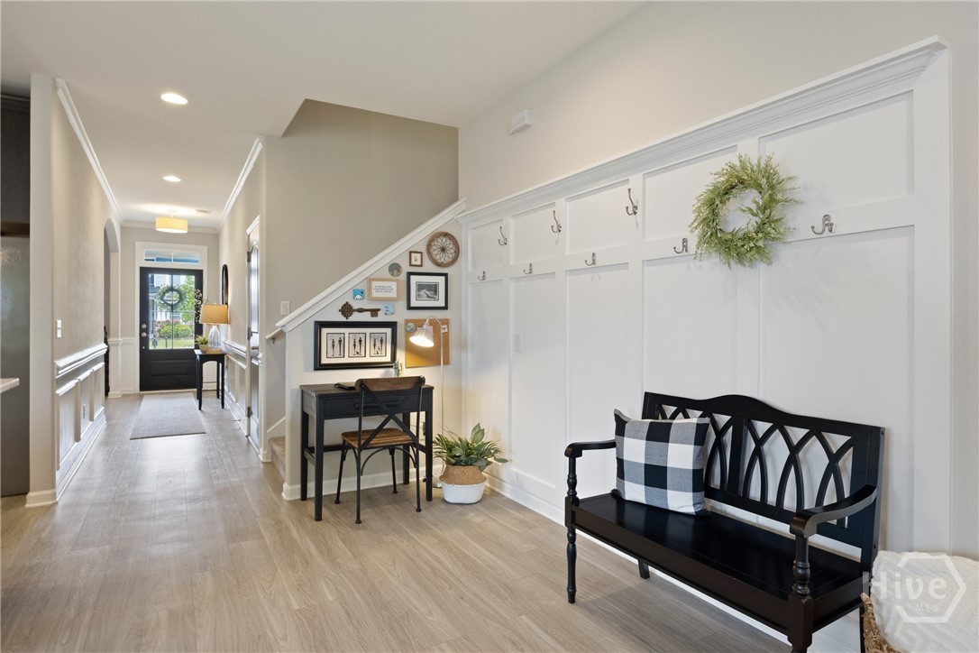 196 Willow Point Circle