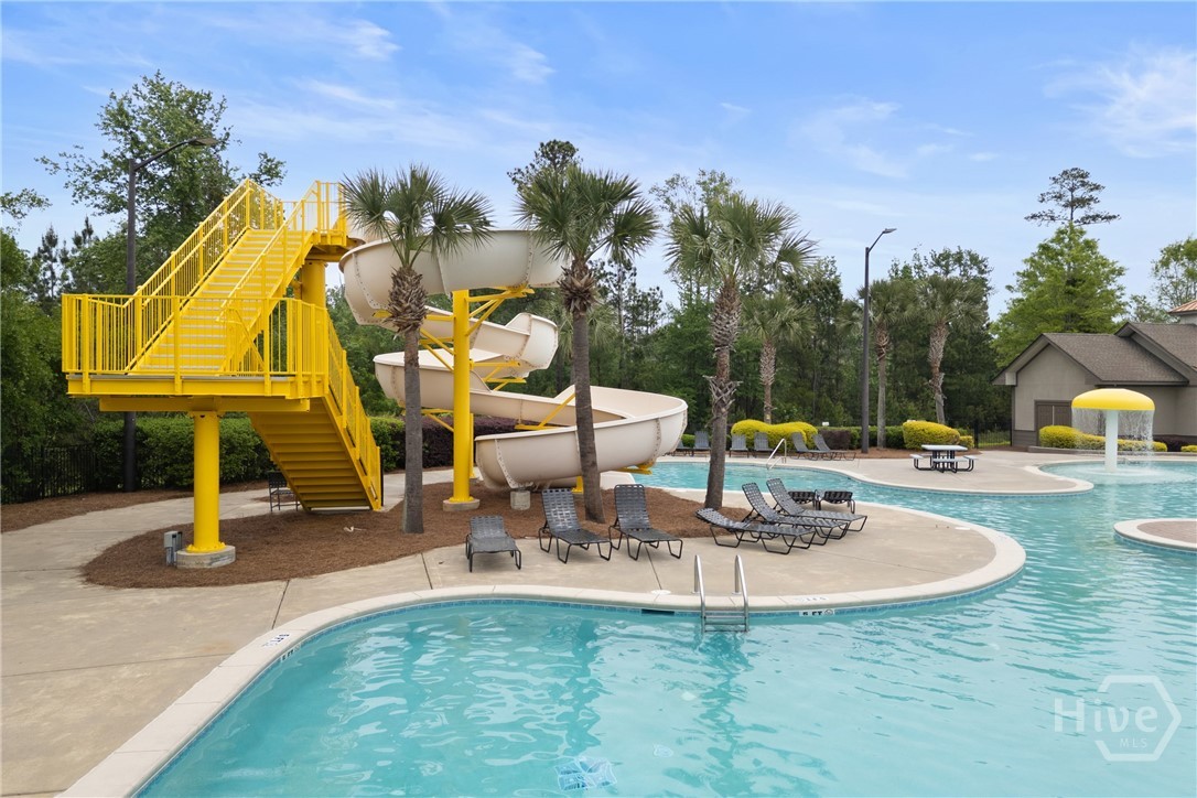 196 Willow Point Circle